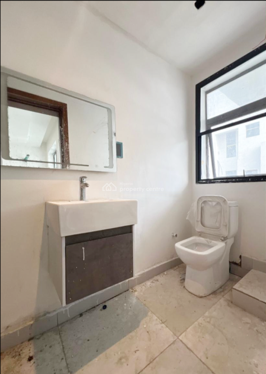 Exquisite 3 Bedroom Loft in a New Estate, Off Freedom Way, Lekki Phase 1, Lekki, Lagos, Flat / Apartment for Rent