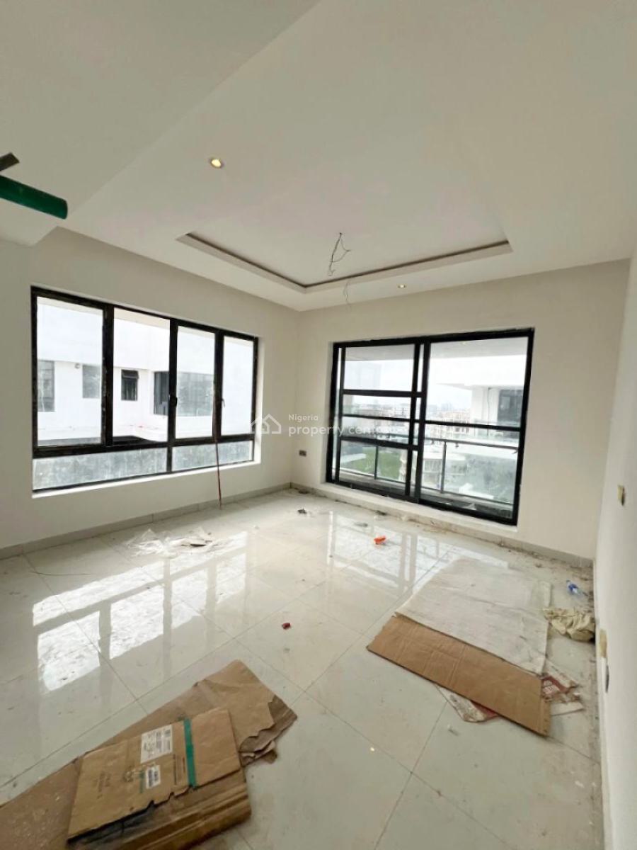 Exquisite 3 Bedroom Loft in a New Estate, Off Freedom Way, Lekki Phase 1, Lekki, Lagos, Flat / Apartment for Rent