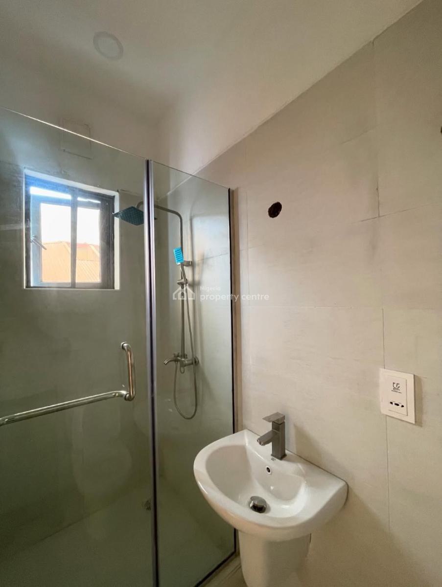 Lovely 2 Bedroom Apartment with Bq, Lekki Phase 1, Lekki, Lagos, Detached Duplex for Rent