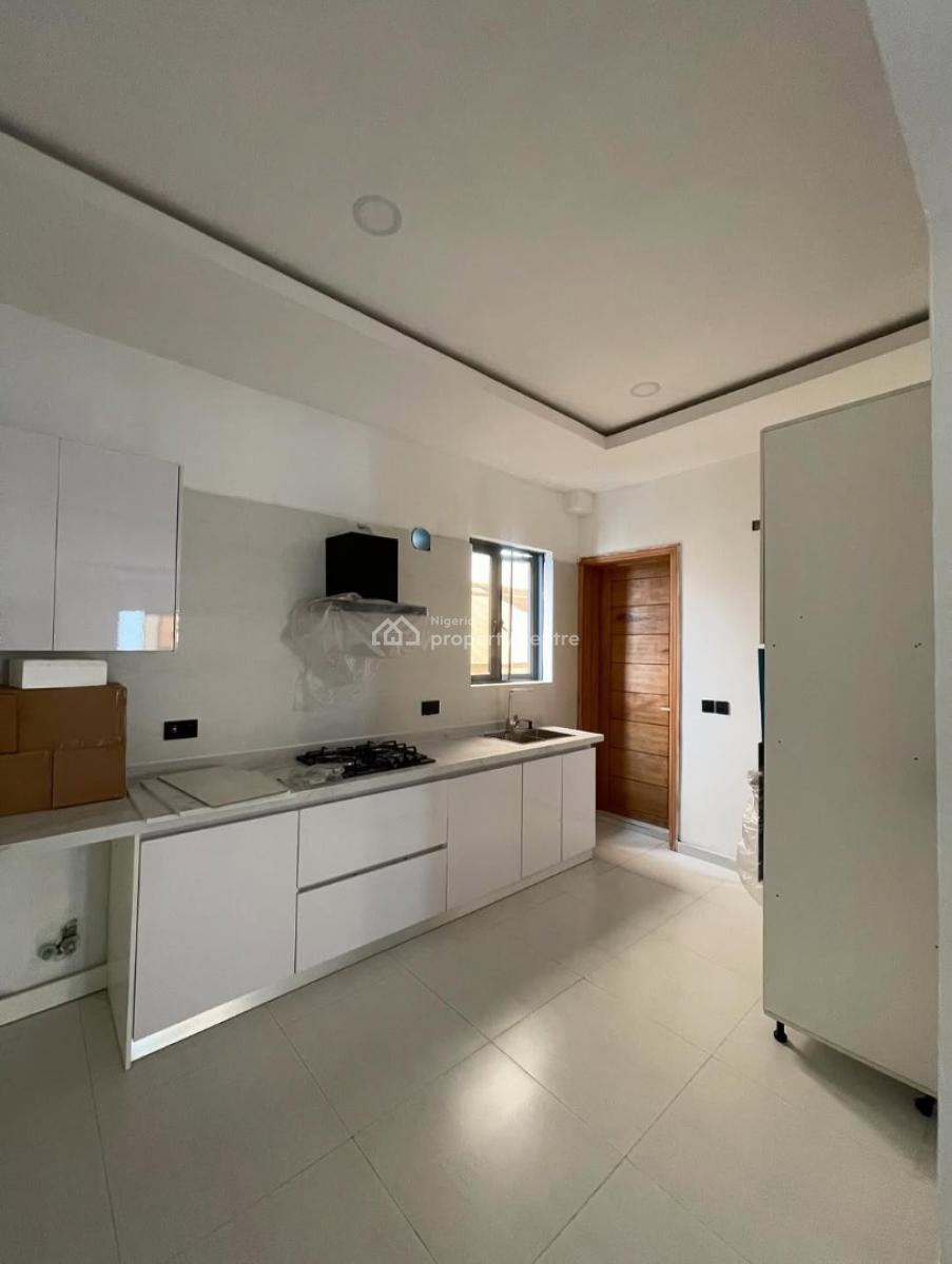 Lovely 2 Bedroom Apartment with Bq, Lekki Phase 1, Lekki, Lagos, Detached Duplex for Rent