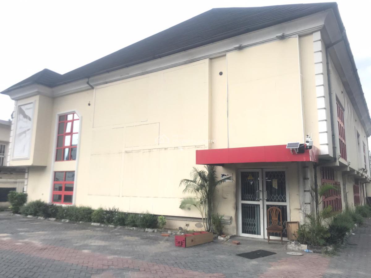8 Bedroom Detached Duplex with Bq, Victoria Island (vi), Lagos, Commercial Property for Rent