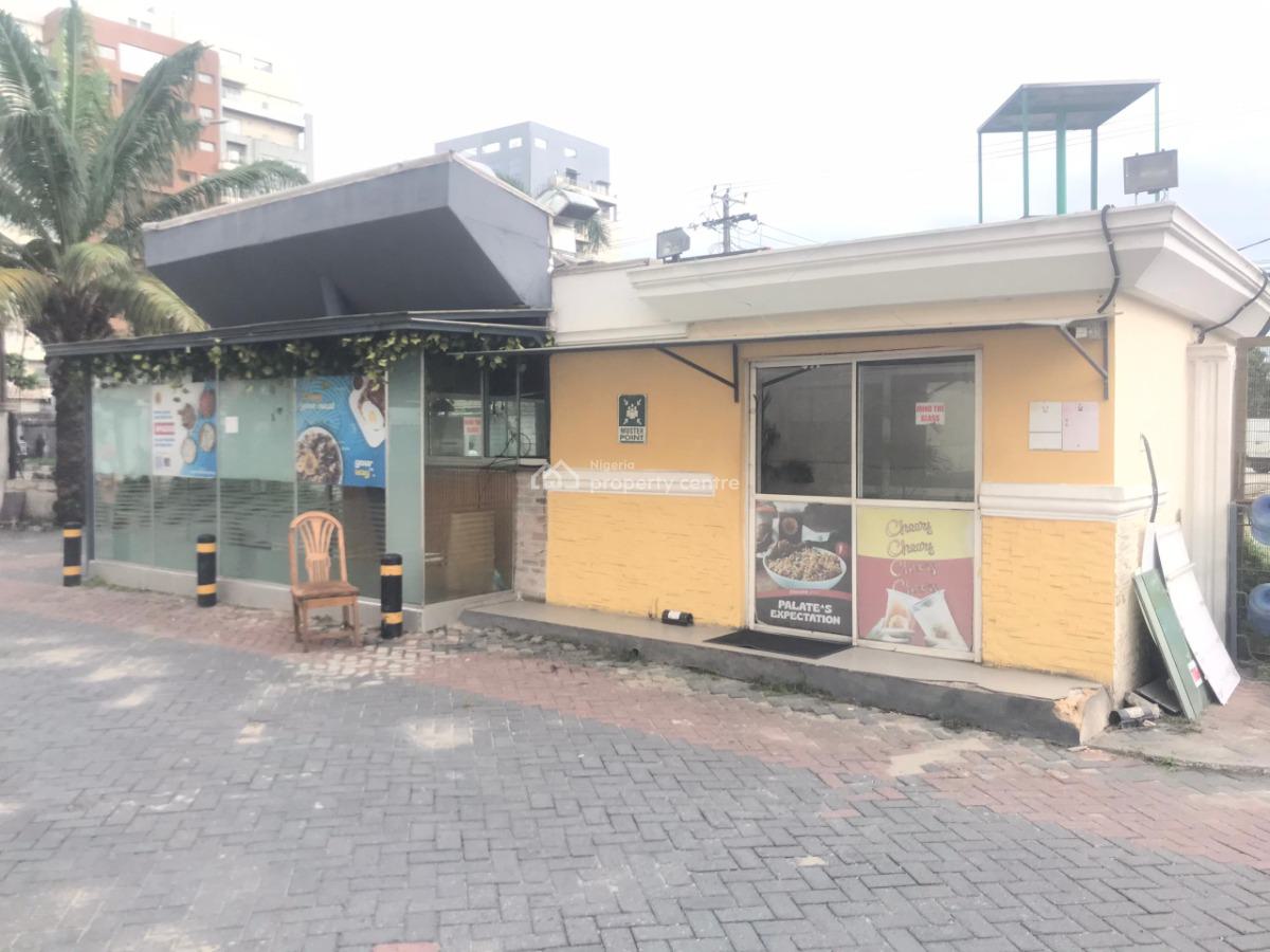 8 Bedroom Detached Duplex with Bq, Victoria Island (vi), Lagos, Commercial Property for Rent