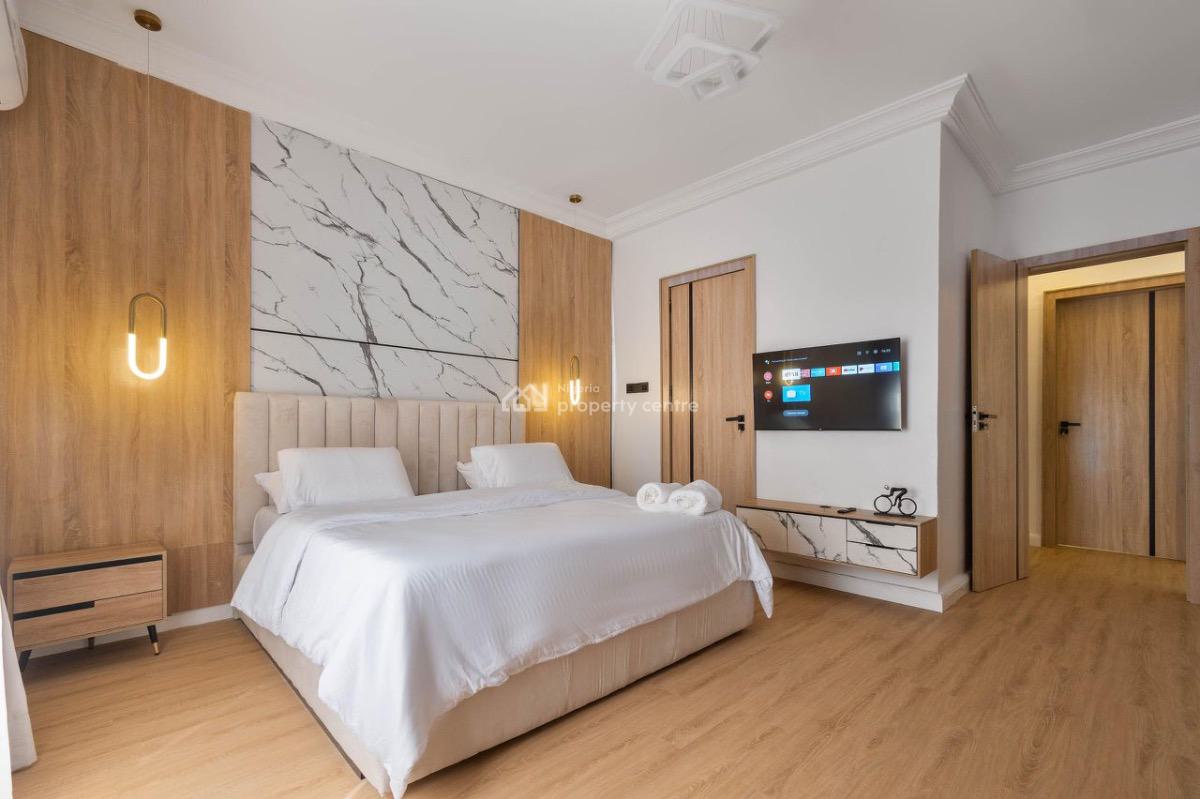 Brandnew 2 Bedrooms Penthouse with Cityview, Snooker, Table Tennis, Ikoyi, Lagos, Flat / Apartment Short Let
