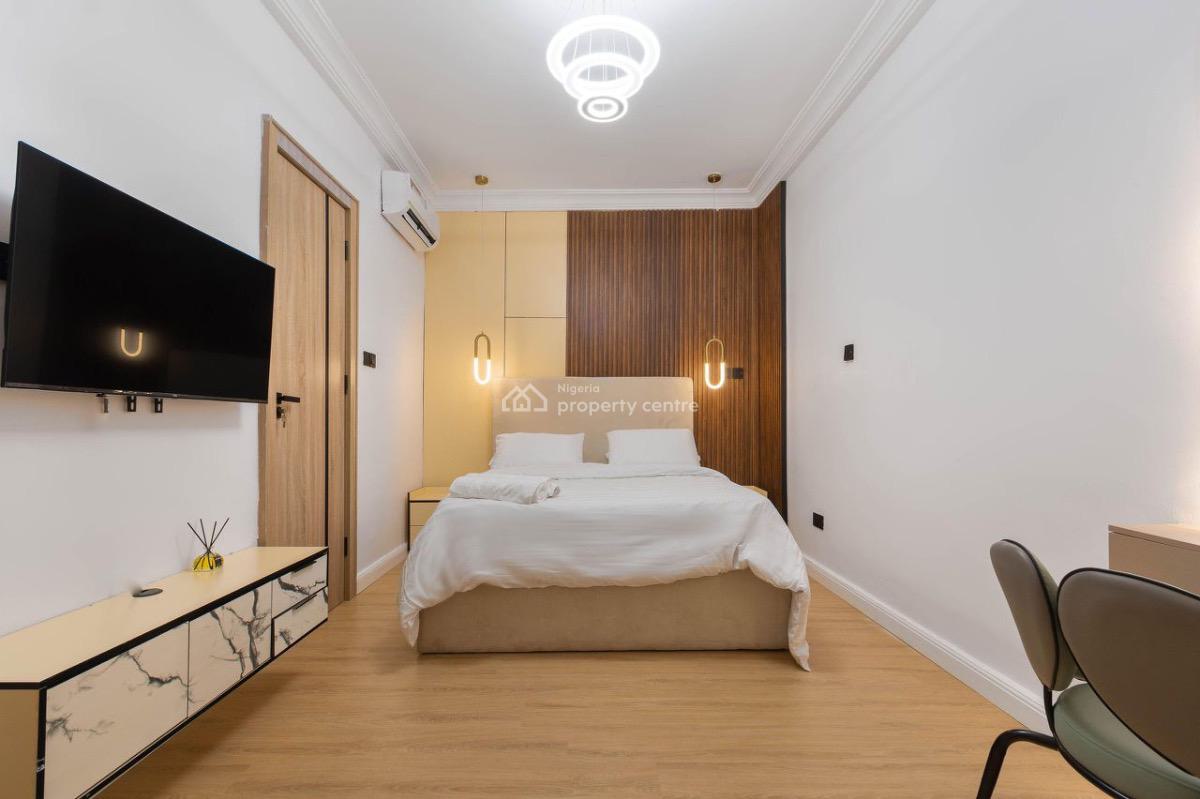 Brandnew 2 Bedrooms Penthouse with Cityview, Snooker, Table Tennis, Ikoyi, Lagos, Flat / Apartment Short Let
