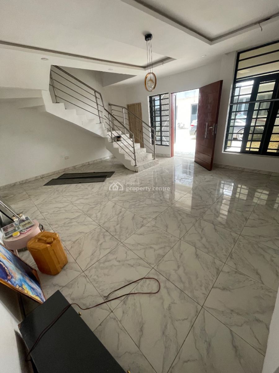 3 Bedroom, Ologolo’ Lekki, Lekki Phase 1, Lekki, Lagos, Terraced Duplex for Rent