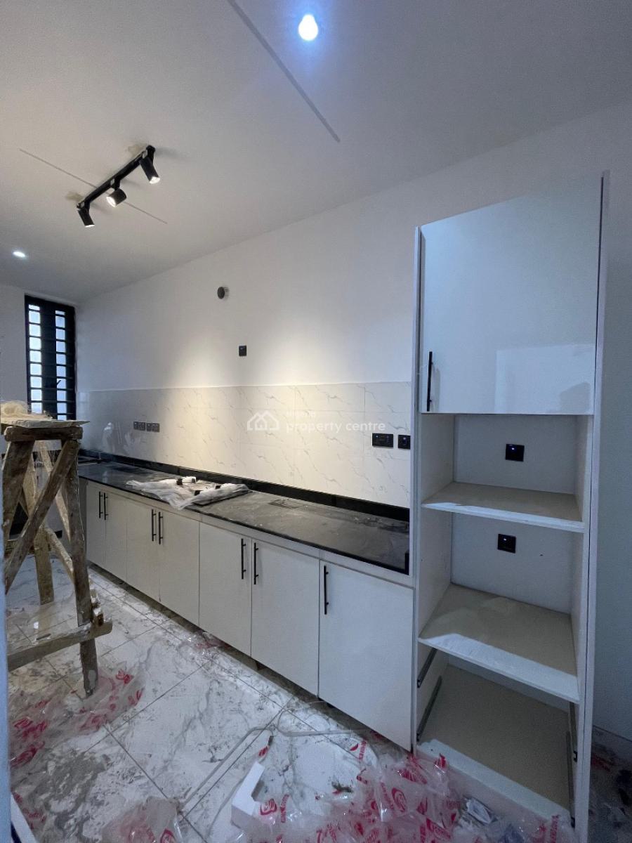 Premium 2 Bedroom Apartment at Ologolo,lekki, Ologolo, Lekki, Lagos, Flat / Apartment for Sale