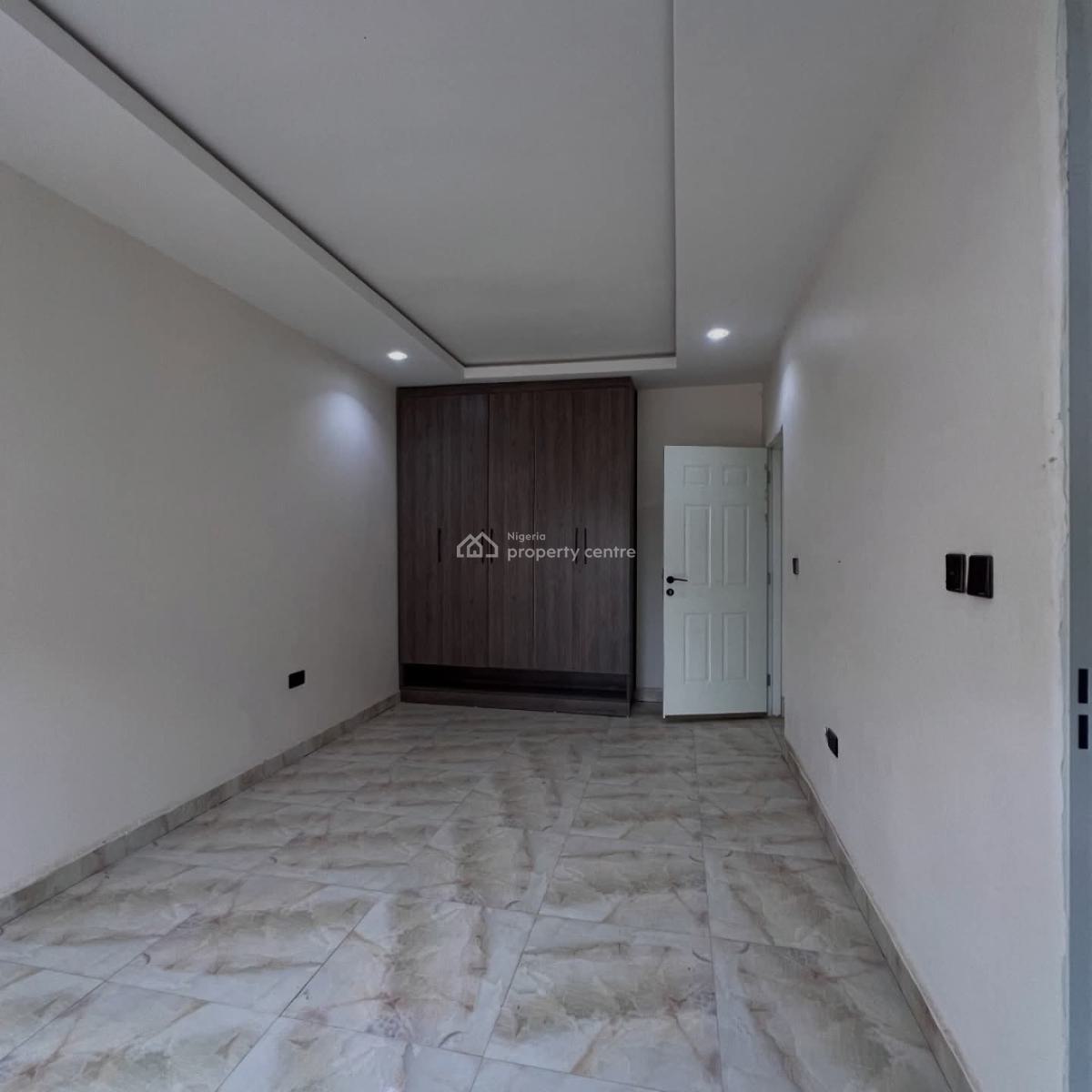 2bedroom Apartment, Karmo, Idu Industrial, Abuja, Flat / Apartment for Sale