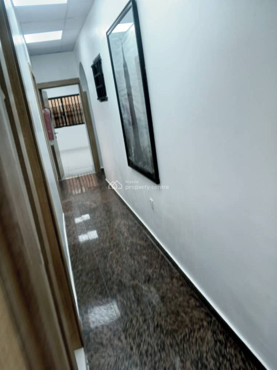Tastefully Finished, Newly Renovated Office Space Description: 3nos Si, Adeniyi Jones, Ikeja, Lagos, Office Space for Rent