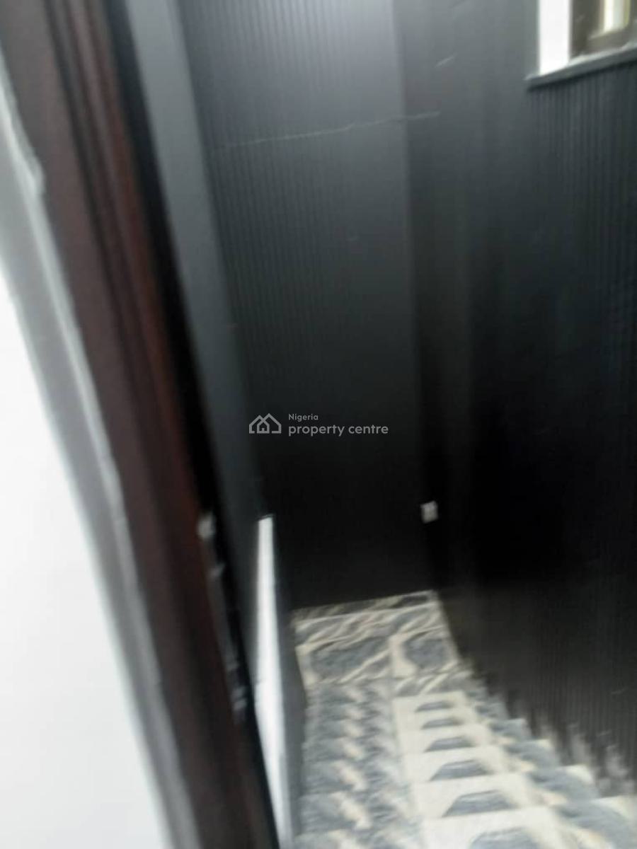 Tastefully Finished, Newly Renovated Office Space Description: 3nos Si, Adeniyi Jones, Ikeja, Lagos, Office Space for Rent