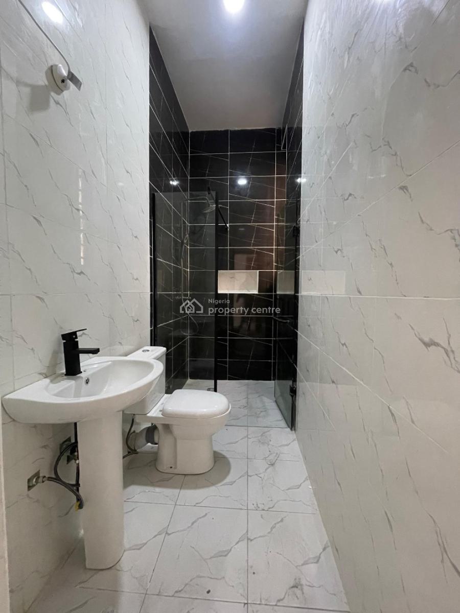 2bedroom Apartment, Ologolo, Ologolo, Lekki, Lagos, Block of Flats for Sale