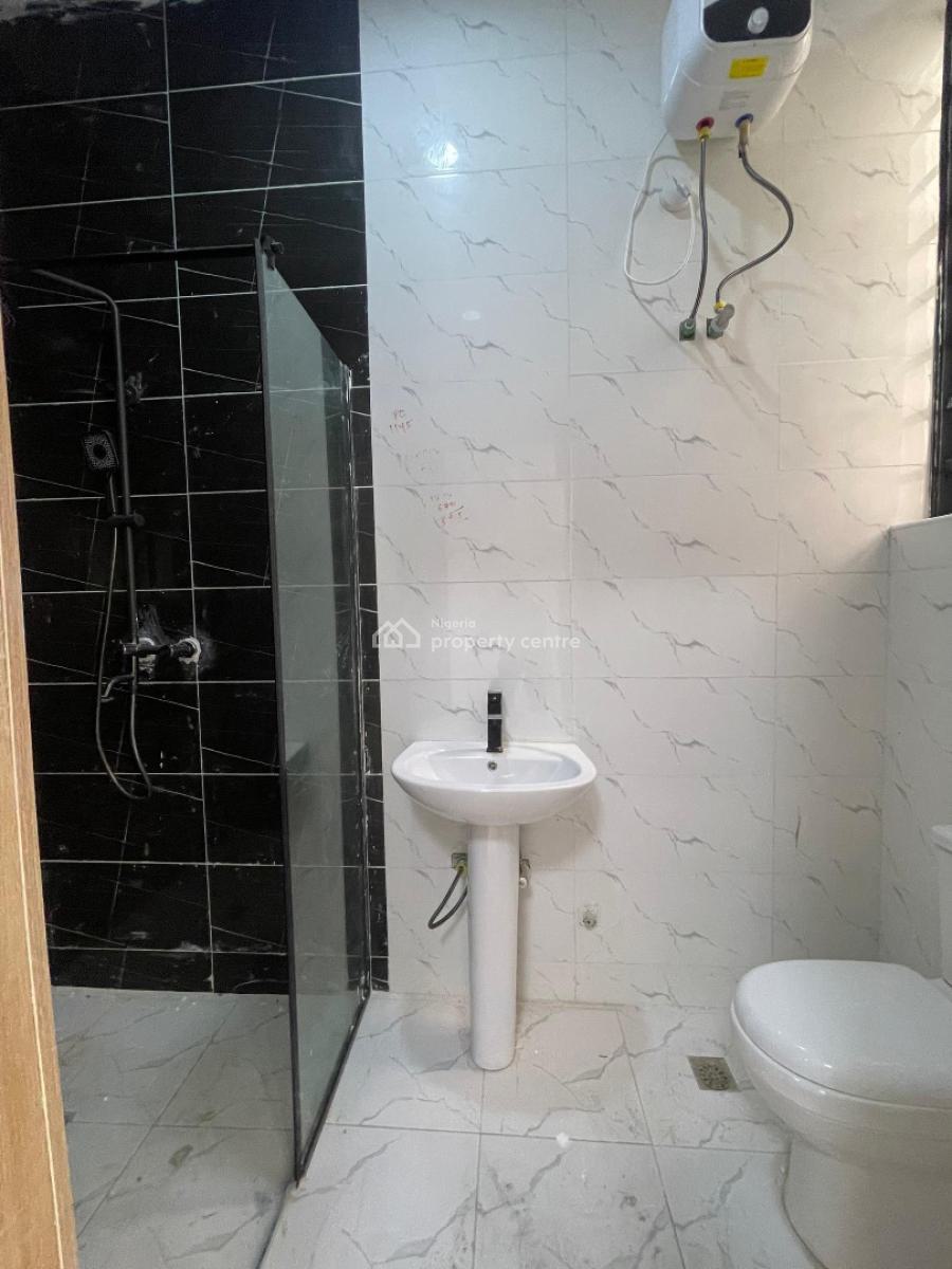 2bedroom Apartment, Ologolo, Ologolo, Lekki, Lagos, Block of Flats for Sale