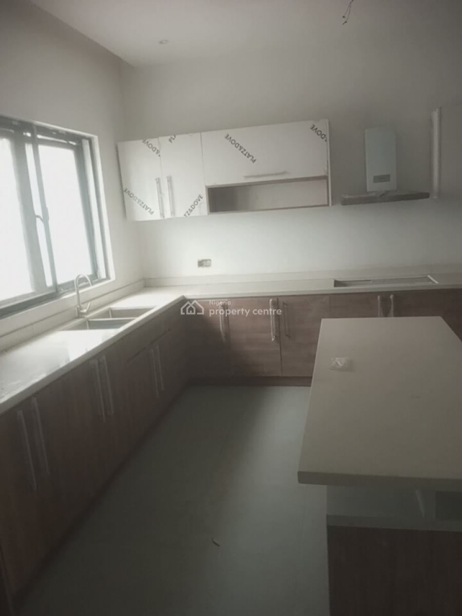 Luxury 4 Bedrooms, Off Bourdillion Road, Ikoyi, Lagos, Terraced Duplex for Rent