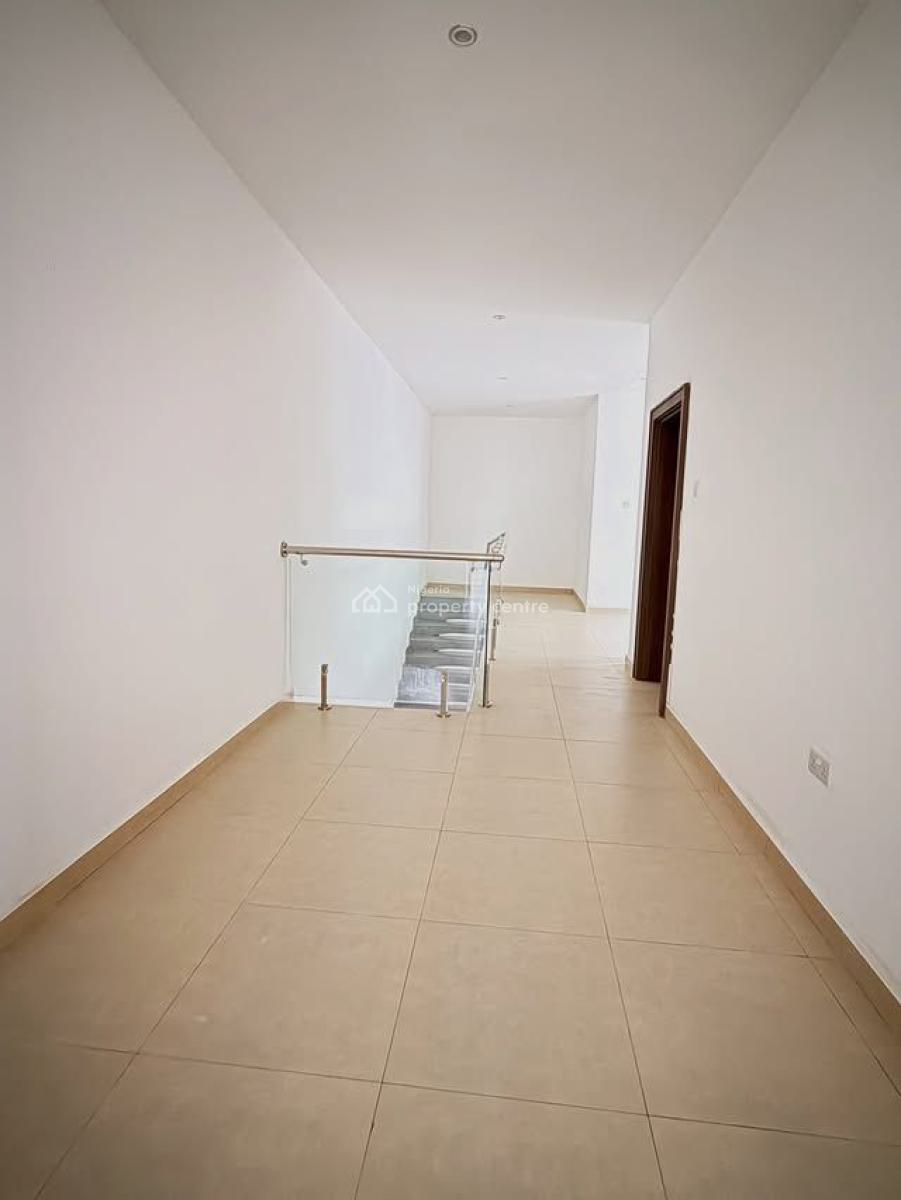 4 Bedrooms Terraced Duplex with Bq, Tarred Road, Gilmore, Jahi, Abuja, Terraced Duplex for Rent