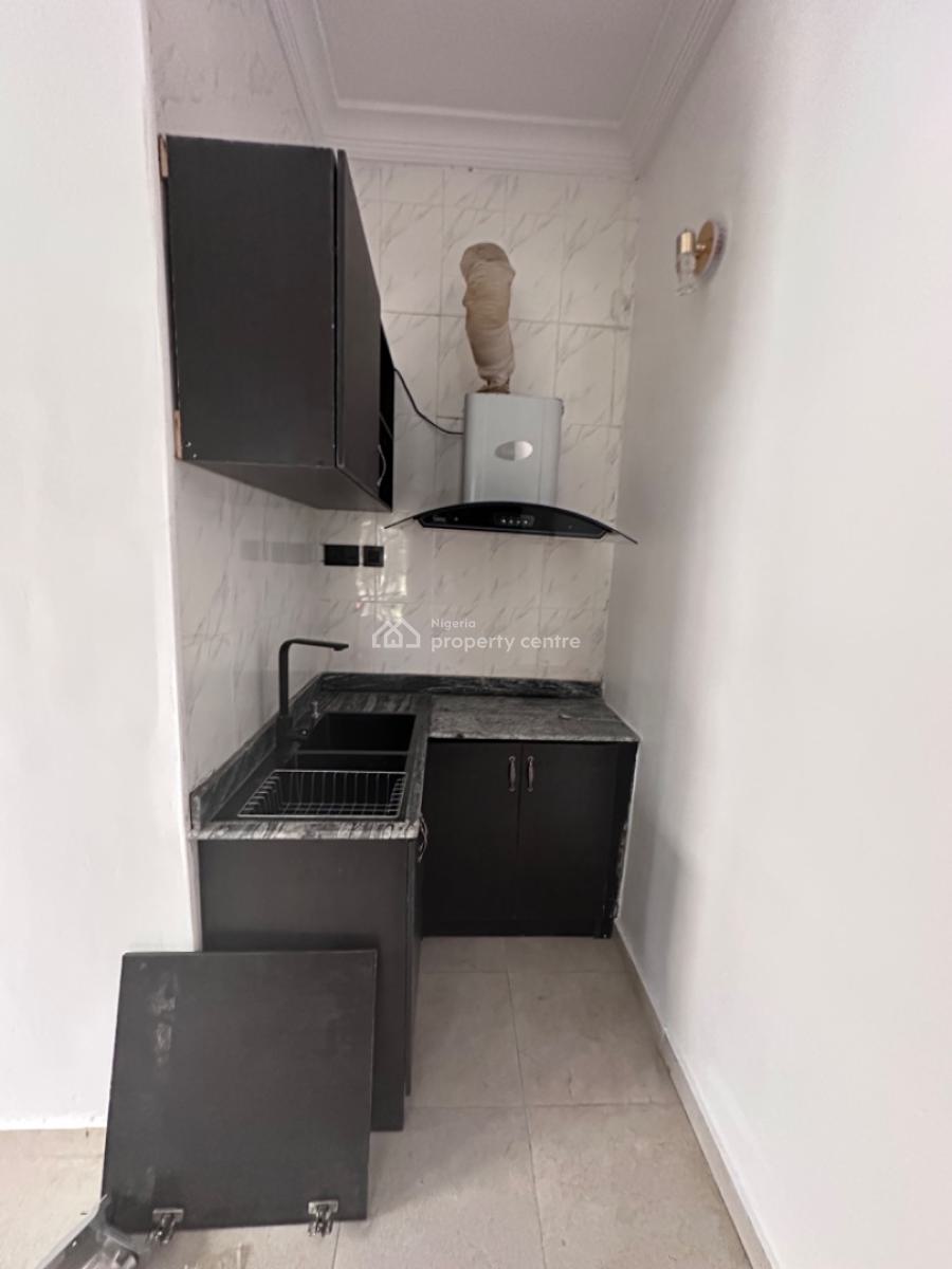 Spacious Self Contain, Lekki Gardens Phase 3, Ajah, Lagos, Self Contain (single Rooms) for Rent