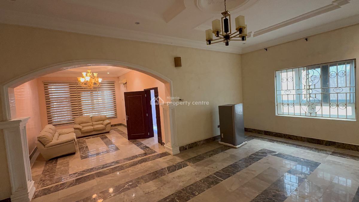 New Listing of Historic 6 Units of 4bedroom Duplexes with Bq, Guzape, Guzape District, Abuja, Detached Duplex for Sale