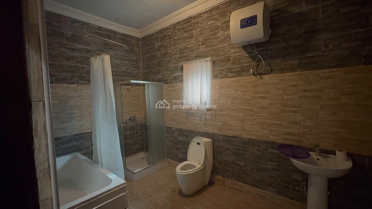 New Listing of Historic 6 Units of 4bedroom Duplexes with Bq, Guzape, Guzape District, Abuja, Detached Duplex for Sale