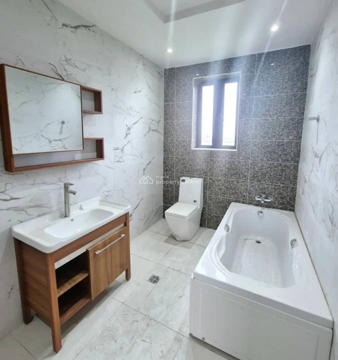Stunning 4-bedroom Maisonette with Swimming Pool, Gym & 2 Bqs., Banana Island, Ikoyi, Lagos, House for Sale