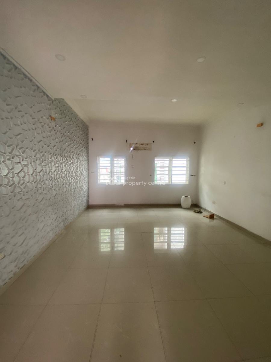 Newly Built 2 Bedroom Apartment, Lekki Phase 1, Lekki, Lagos, Flat / Apartment for Rent