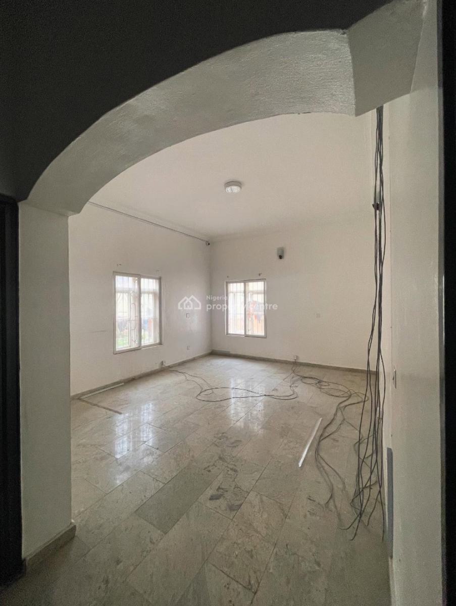 Contemporary 4 Bedroom Semi Detached Duplex with Bq, Lekki Phase 1, Lekki Phase 1, Lekki, Lagos, Semi-detached Duplex for Rent