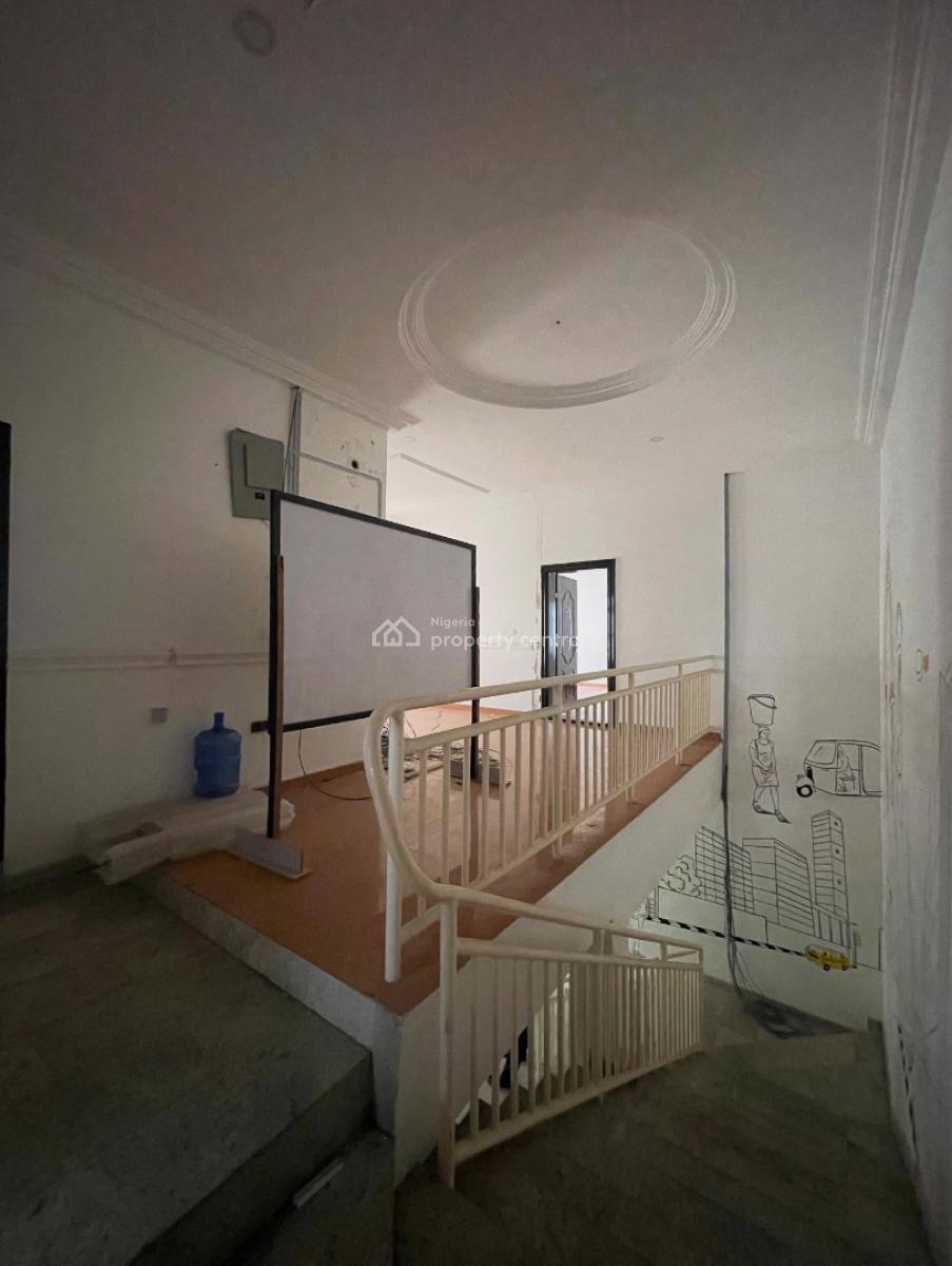 Contemporary 4 Bedroom Semi Detached Duplex with Bq, Lekki Phase 1, Lekki Phase 1, Lekki, Lagos, Semi-detached Duplex for Rent