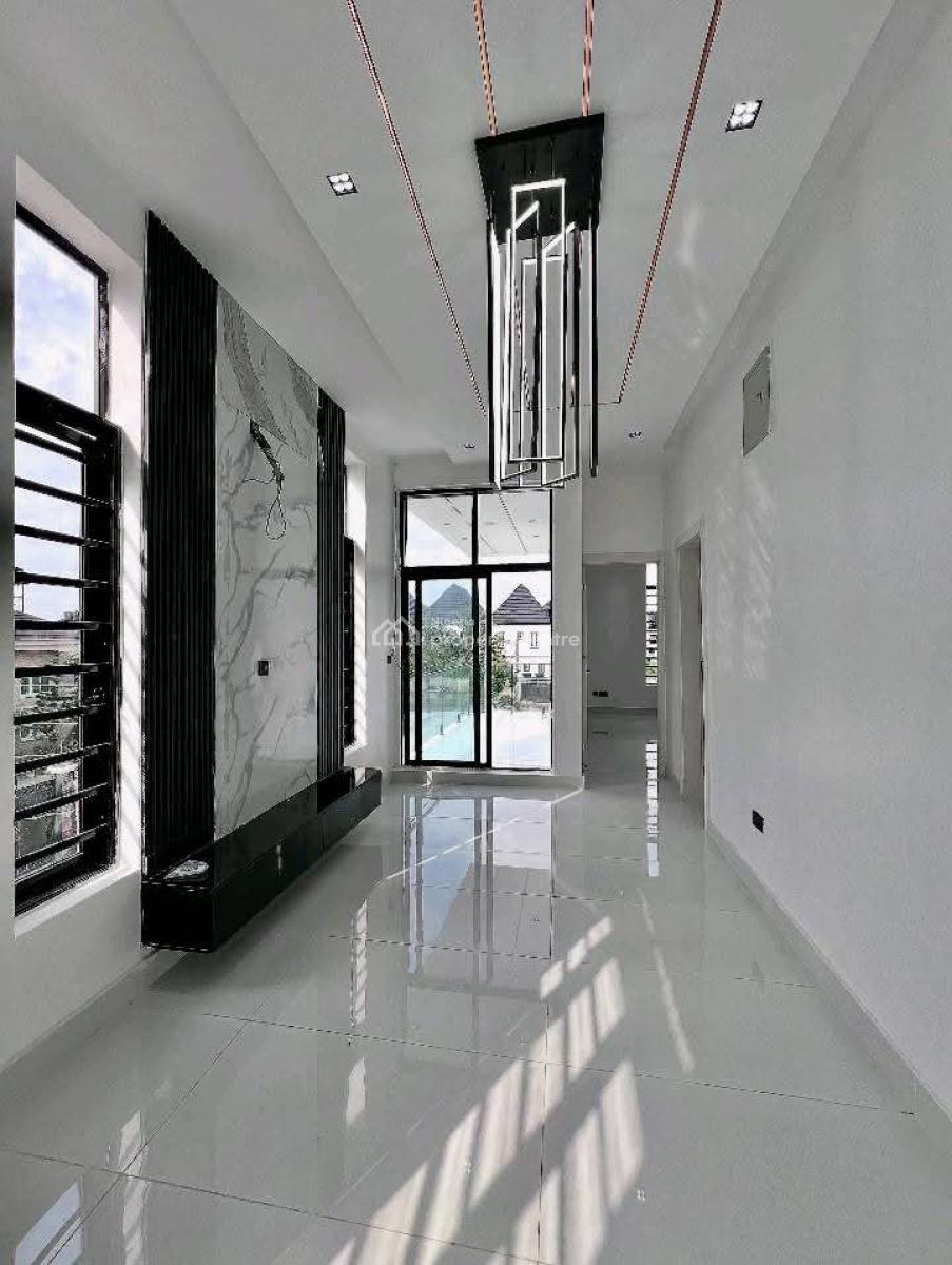 2 Bedroom Apartments with Swimming Pool, Ikeja, Lagos, Flat / Apartment for Rent