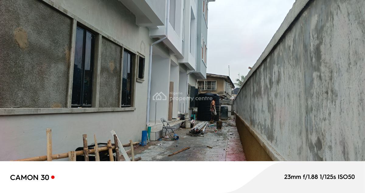 Brand New 3bedrooms Flat, By Masha Surulere, Surulere, Lagos, Flat / Apartment for Sale