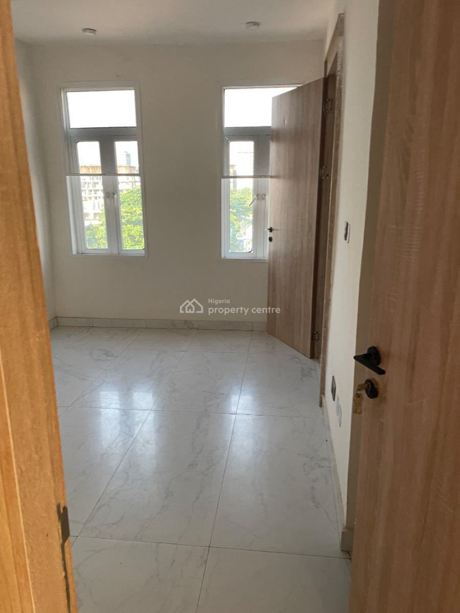3 Bedroom Flat, Adegbite Street, Lekki Phase 1, Lekki, Lagos, Flat / Apartment for Rent