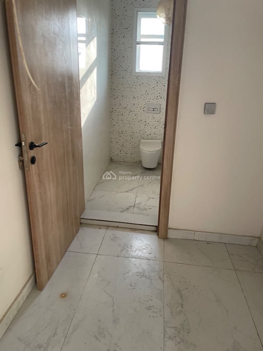 3 Bedroom Flat, Adegbite Street, Lekki Phase 1, Lekki, Lagos, Flat / Apartment for Rent