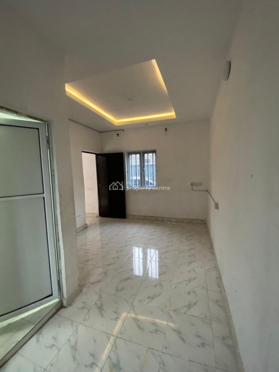 Super Dope Mini Flat, Peace Land Estate, Ogombo, Ajah, Lagos, Mini Flat (room and Parlour) for Rent