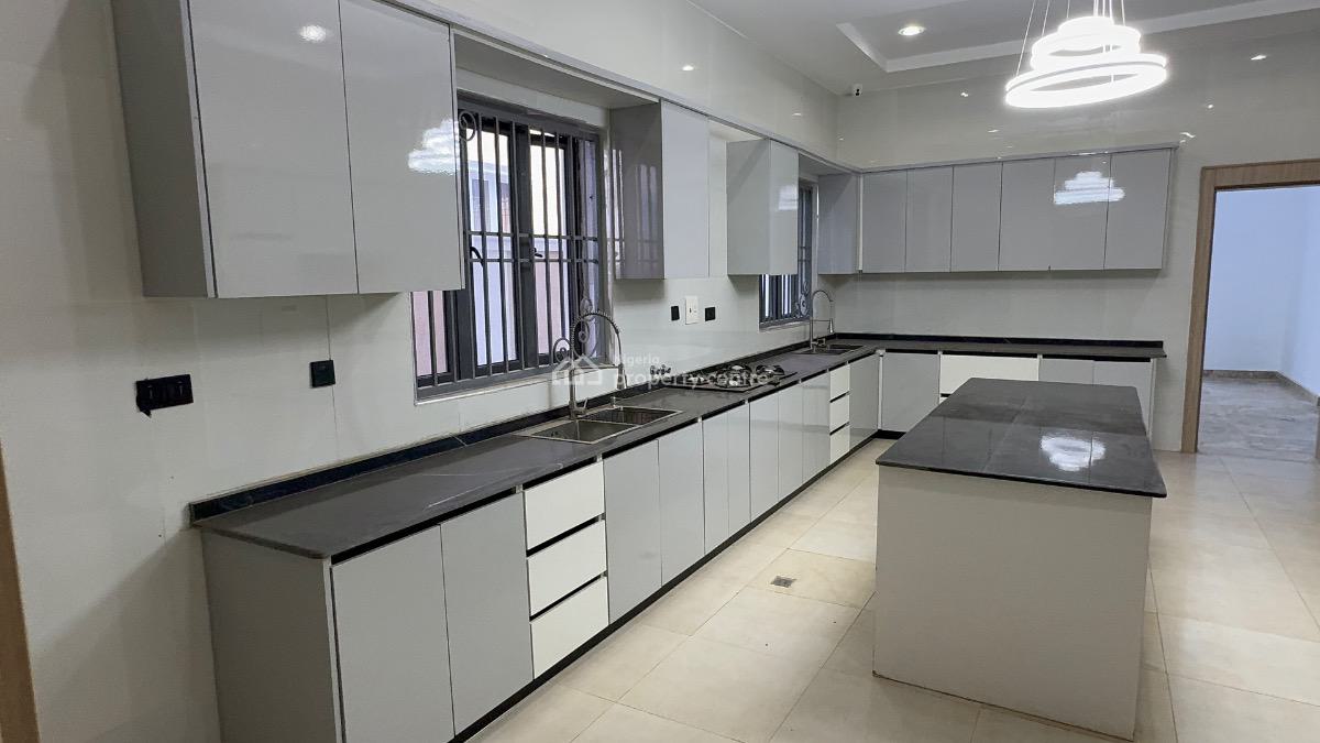 Exclusive Luxury 7bedroom Duplex with Swimming Pool, Guzape, Guzape District, Abuja, Detached Duplex for Sale