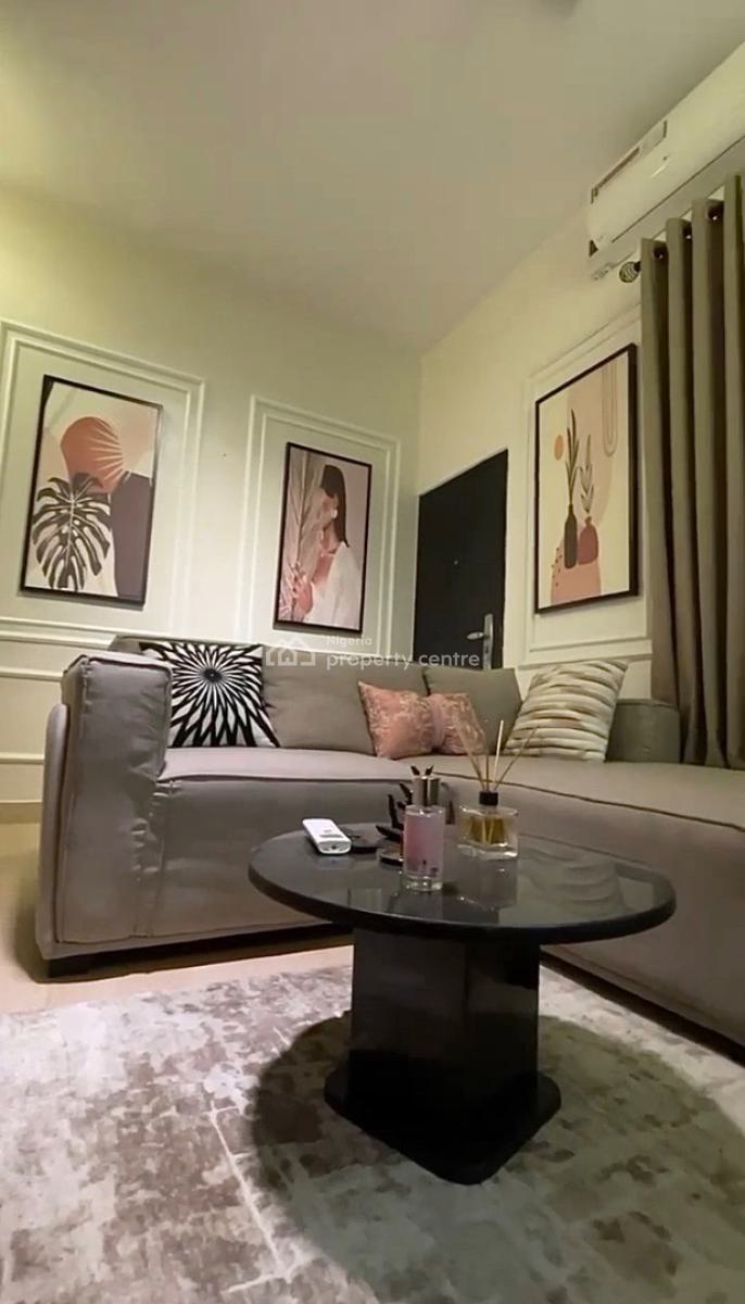 Beautiful 1 Bedroom Apartment, Lekki Phase 1, Lekki, Lagos, Flat / Apartment Short Let