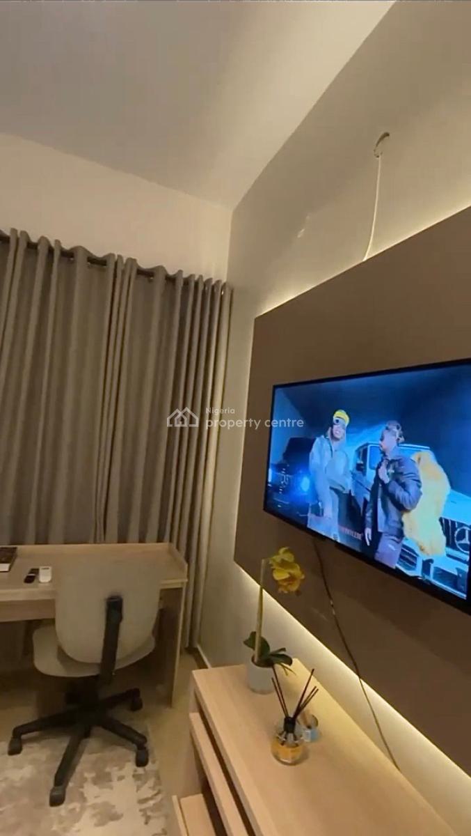 Beautiful 1 Bedroom Apartment, Lekki Phase 1, Lekki, Lagos, Flat / Apartment Short Let