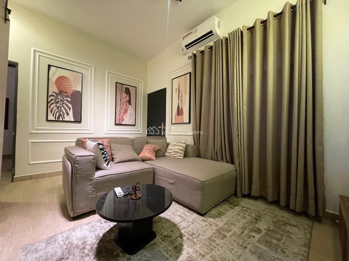 Beautiful 1 Bedroom Apartment, Lekki Phase 1, Lekki, Lagos, Flat / Apartment Short Let