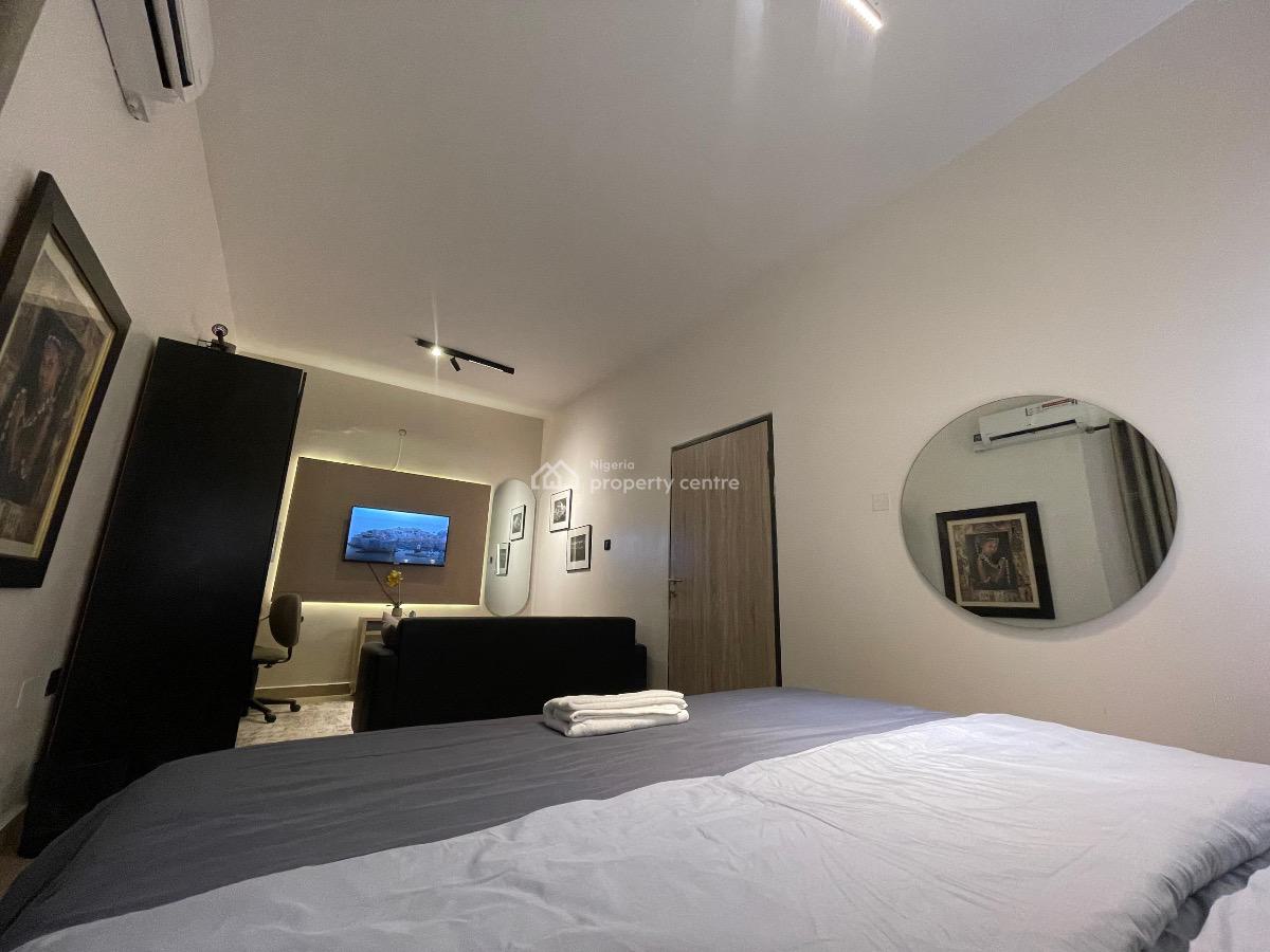 Beautiful 1 Bedroom Apartment, Lekki Phase 1, Lekki, Lagos, Flat / Apartment Short Let