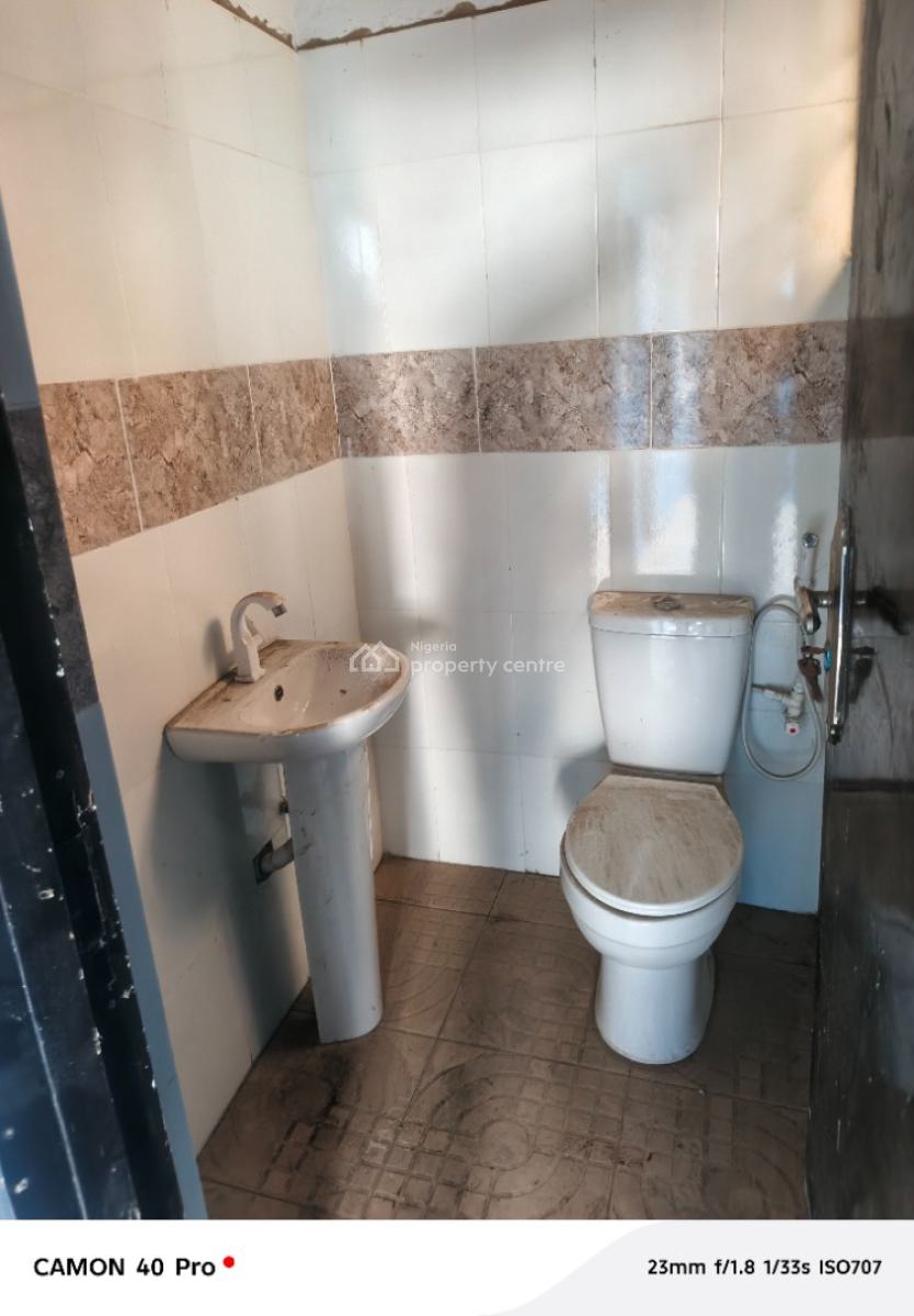 Executive Large One Bedroom Apartment, Off Western Avenue, Surulere, Lagos, Mini Flat (room and Parlour) for Rent