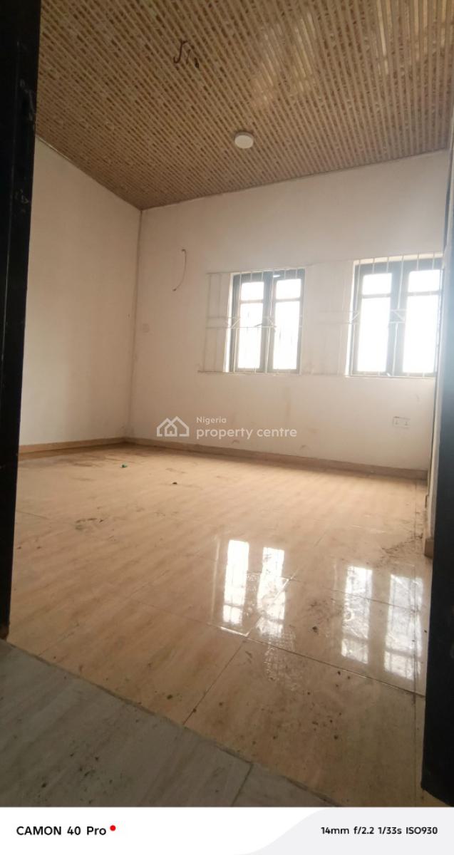 Executive Extra Large One Bedroom Apartment, Via Ogunlana Drive- Cole Street, Surulere, Lagos, Mini Flat (room and Parlour) for Rent