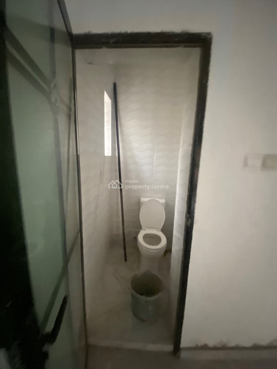 Super Luxurious 2 Bedroom Apartment with Close Proximity to The Road, Close to The Roundabout, Ogombo, Ajah, Lagos, Flat / Apartment for Rent
