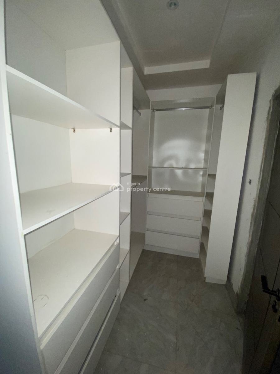 Super Luxurious 2 Bedroom Apartment with Close Proximity to The Road, Close to The Roundabout, Ogombo, Ajah, Lagos, Flat / Apartment for Rent