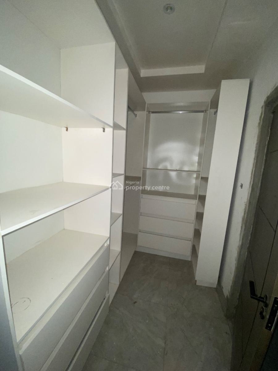 Super Luxurious 2 Bedroom Apartment with Close Proximity to The Road, Close to The Roundabout, Ogombo, Ajah, Lagos, Flat / Apartment for Rent