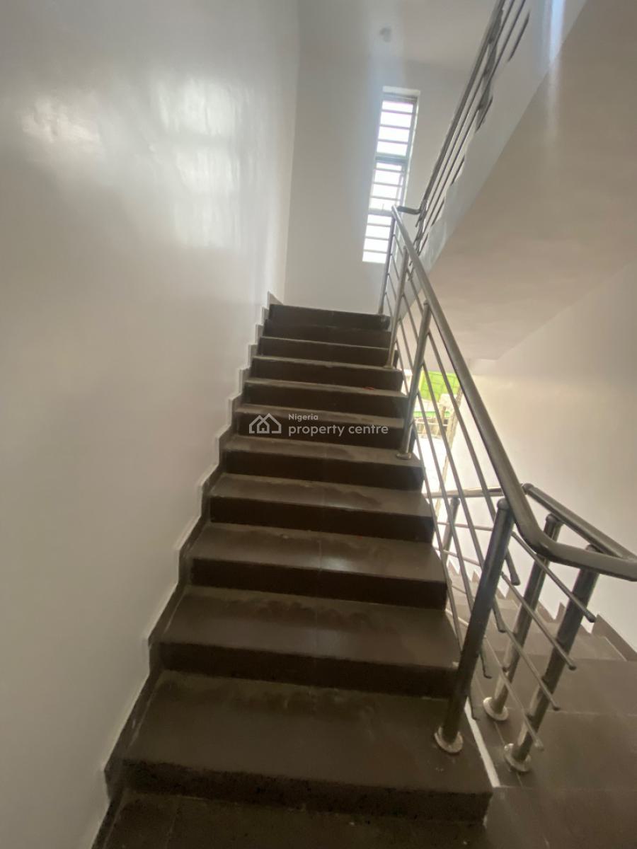 Super Luxurious 2 Bedroom Apartment with Close Proximity to The Road, Close to The Roundabout, Ogombo, Ajah, Lagos, Flat / Apartment for Rent