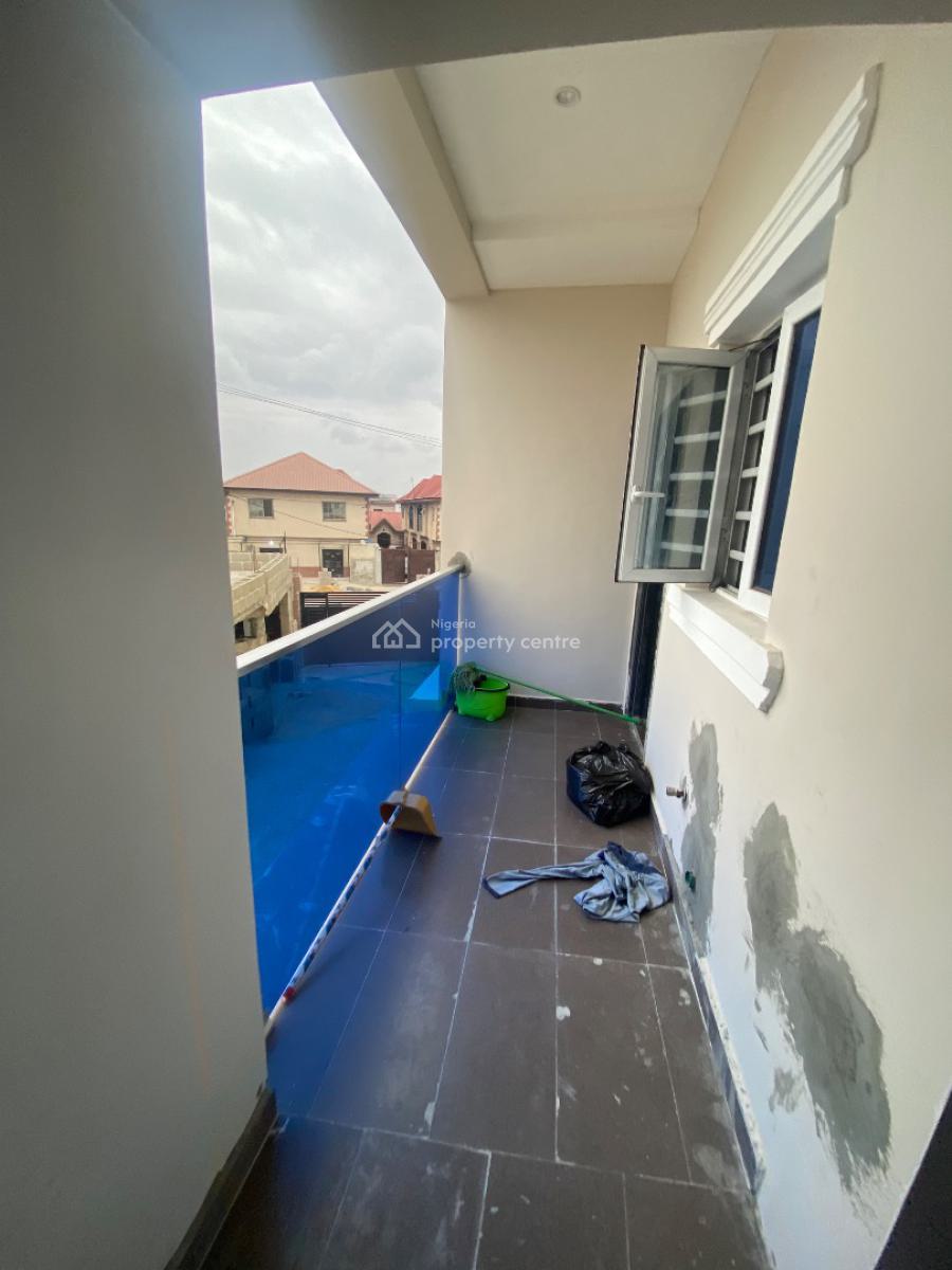 Super Luxurious 2 Bedroom Apartment with Close Proximity to The Road, Close to The Roundabout, Ogombo, Ajah, Lagos, Flat / Apartment for Rent