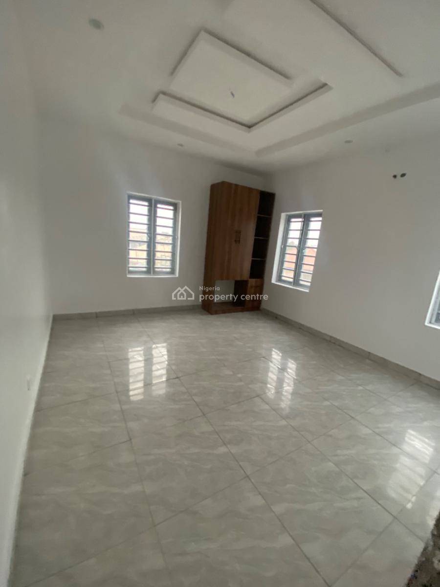 Super Luxurious 2 Bedroom Apartment with Close Proximity to The Road, Close to The Roundabout, Ogombo, Ajah, Lagos, Flat / Apartment for Rent