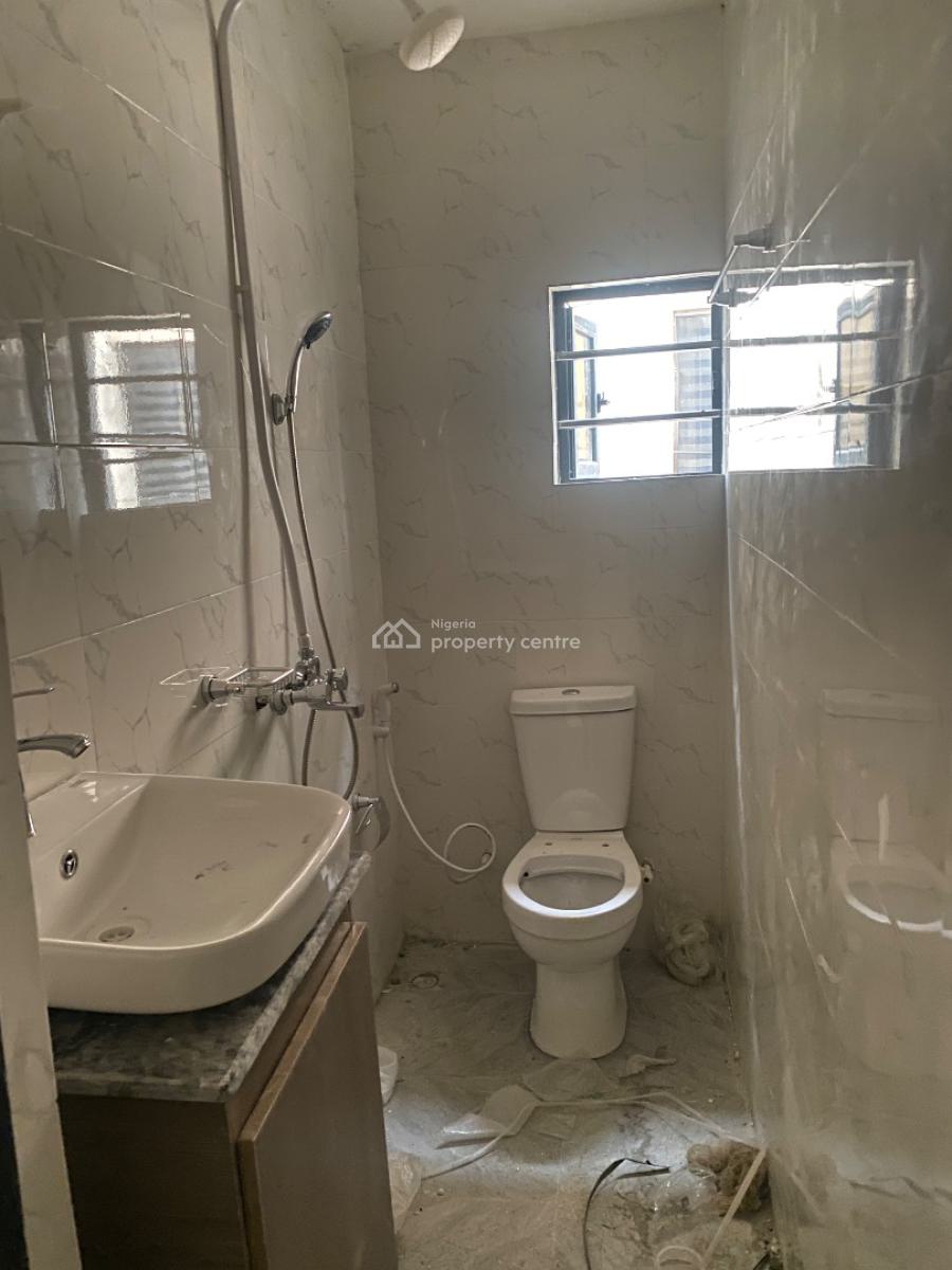 This Luxury 1-bedroom Apartment in Kilo, Surulere,, Surulere, Lagos, Mini Flat (room and Parlour) for Rent