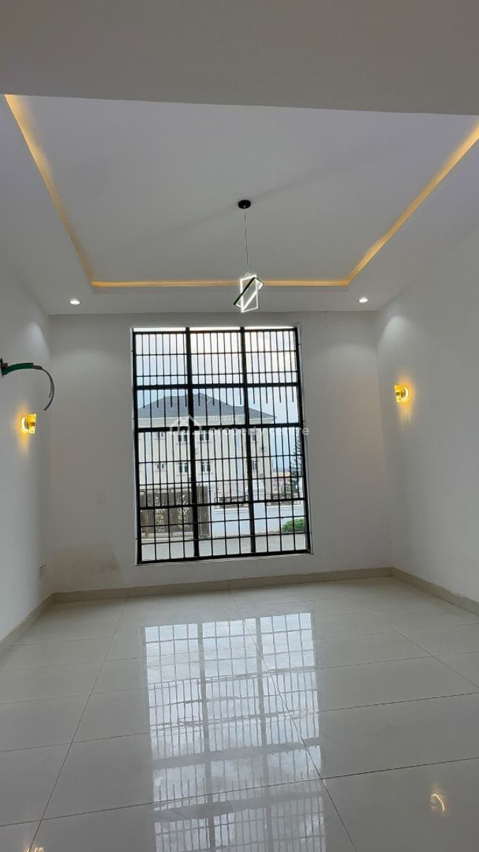 Brandnew 7bedroom Mansion with Swimming in an Exclusive Neighborhood, Guzape, Guzape District, Abuja, Detached Duplex for Sale