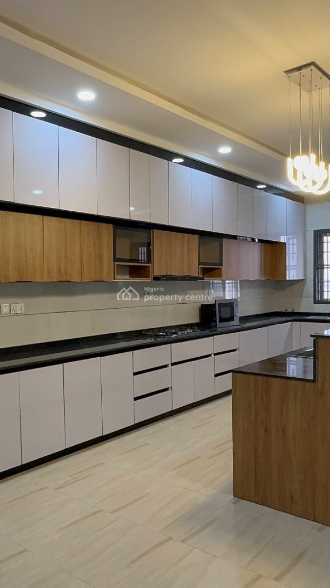 Brandnew 7bedroom Mansion with Swimming in an Exclusive Neighborhood, Guzape, Guzape District, Abuja, Detached Duplex for Sale