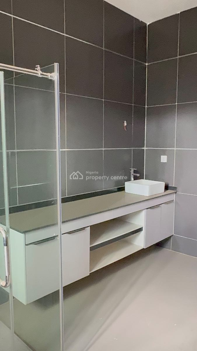 Brandnew 7bedroom Mansion with Swimming in an Exclusive Neighborhood, Guzape, Guzape District, Abuja, Detached Duplex for Sale