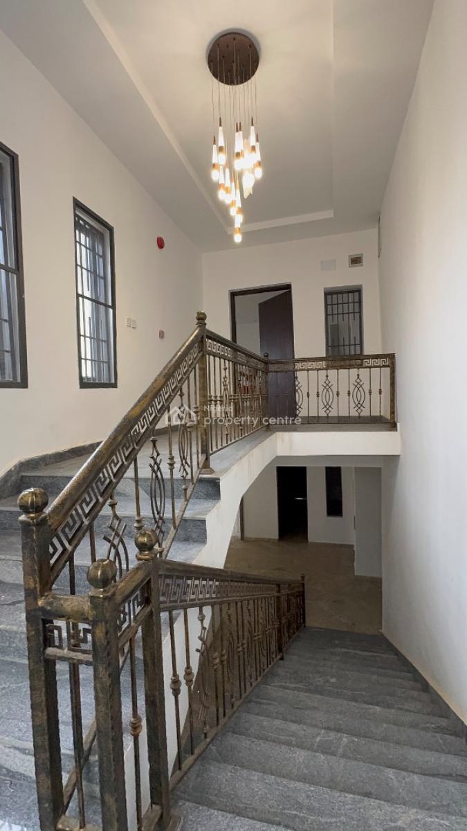 Brandnew 7bedroom Mansion with Swimming in an Exclusive Neighborhood, Guzape, Guzape District, Abuja, Detached Duplex for Sale