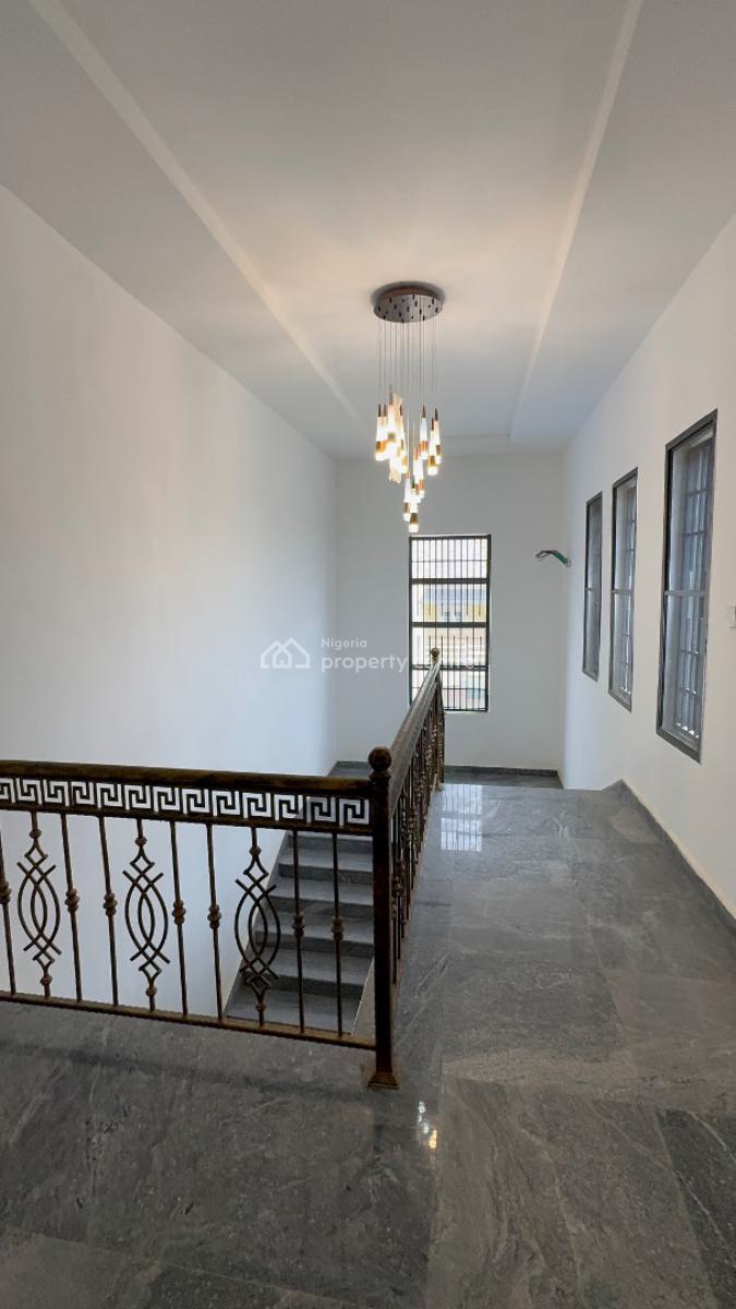 Brandnew 7bedroom Mansion with Swimming in an Exclusive Neighborhood, Guzape, Guzape District, Abuja, Detached Duplex for Sale