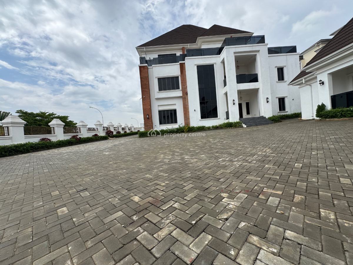 Brandnew 7bedroom Mansion with Swimming in an Exclusive Neighborhood, Guzape, Guzape District, Abuja, Detached Duplex for Sale