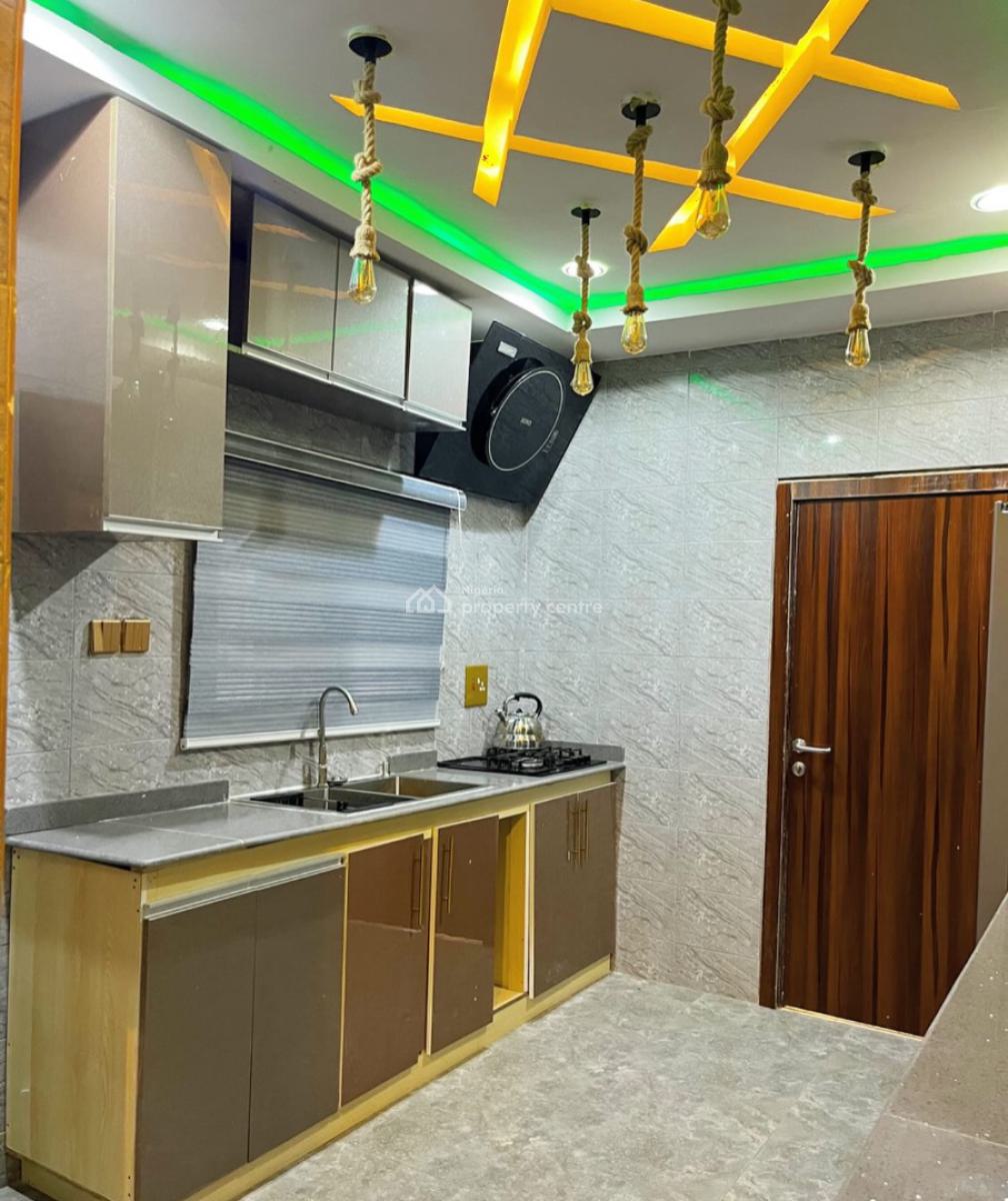 3 Bedroom Apartment, Rumualogu Link Road, Alakahia, Port Harcourt, Rivers, Flat / Apartment Short Let